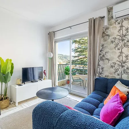 La Palmeraie Joyeux Avec Balcon, à Deux Pas De La Banane *